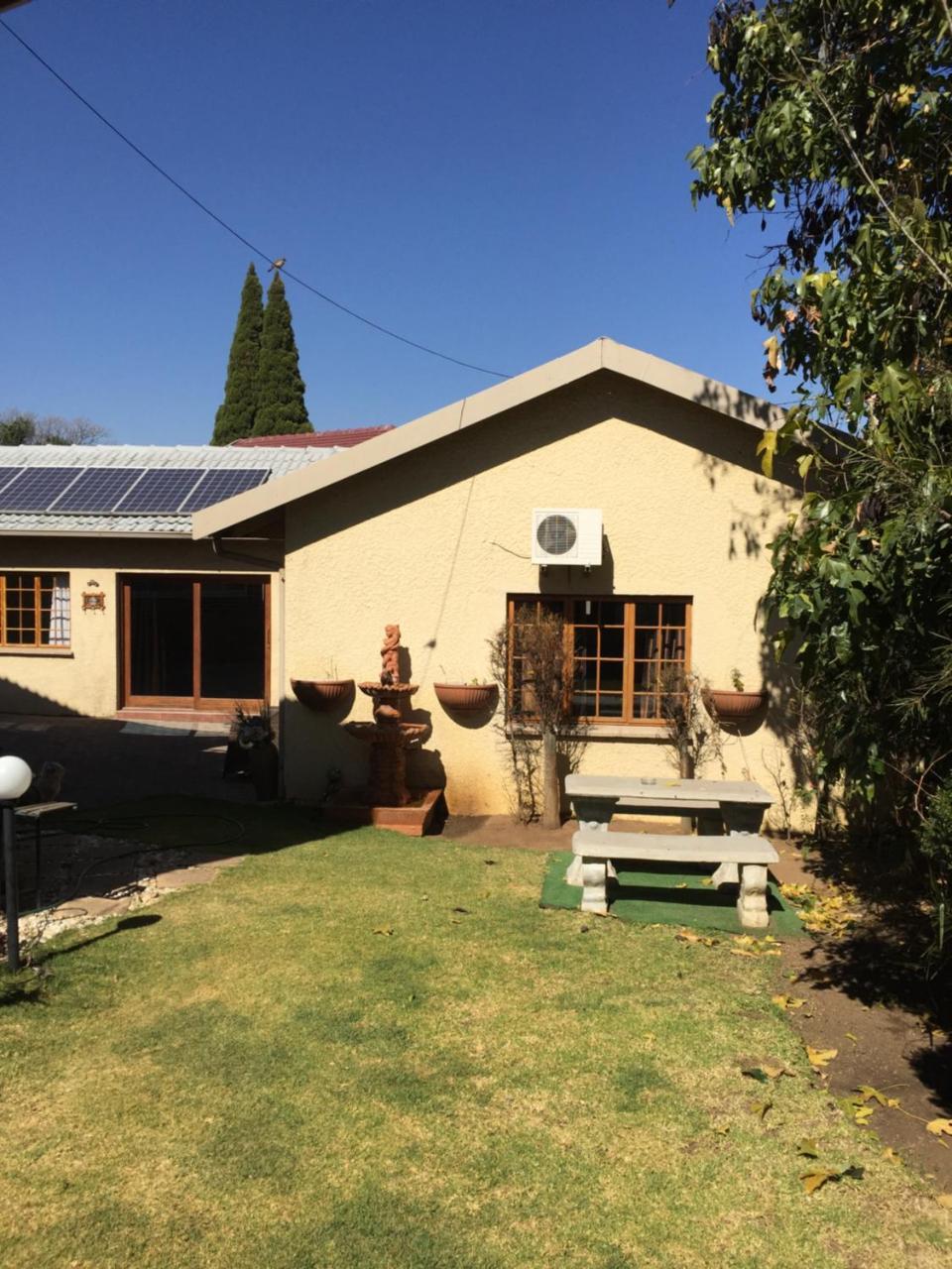 Eagle Crest Executive Lodge Edenvale Exterior photo