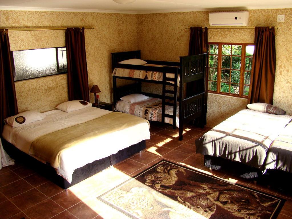 Eagle Crest Executive Lodge Edenvale Room photo