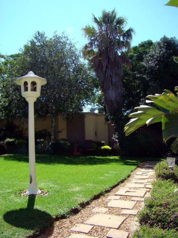 Eagle Crest Executive Lodge Edenvale Room photo